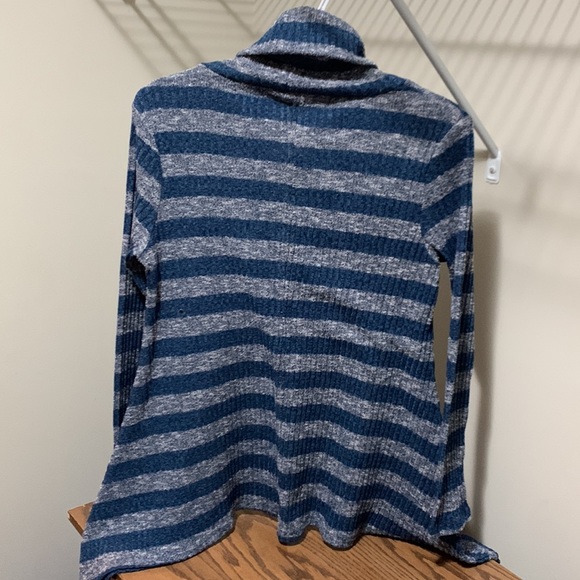 Warm Long Sleeve - Picture 2 of 2